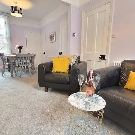 Holiday home Hartoft St - 2 Bed Near River