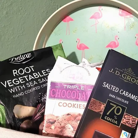 Hartoft St - 2 Bed Near River 別荘