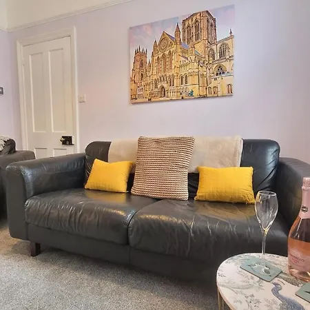 Casa vacanze Hartoft St - 2 Bed Near River *